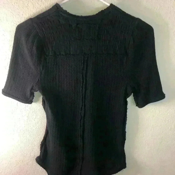 Free People Women's Care Red Delicious top sz XS NWT - Picture 4 of 7